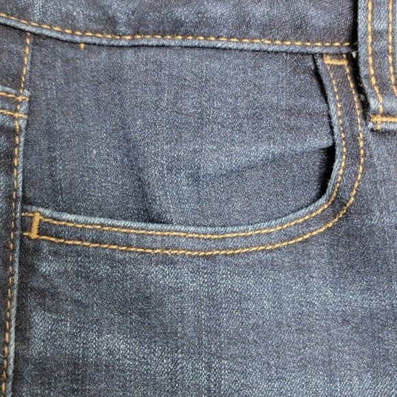 AEO Women's Super Hi rise Jegging Jeans Size 31 Med Wash Blue Denim 31x28 - Picture 6 of 10